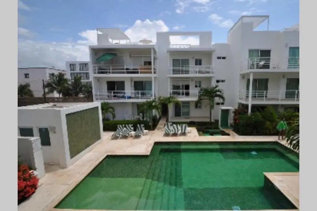 Poolside Tranquil Apartment In Playa Del Carmen 0*,