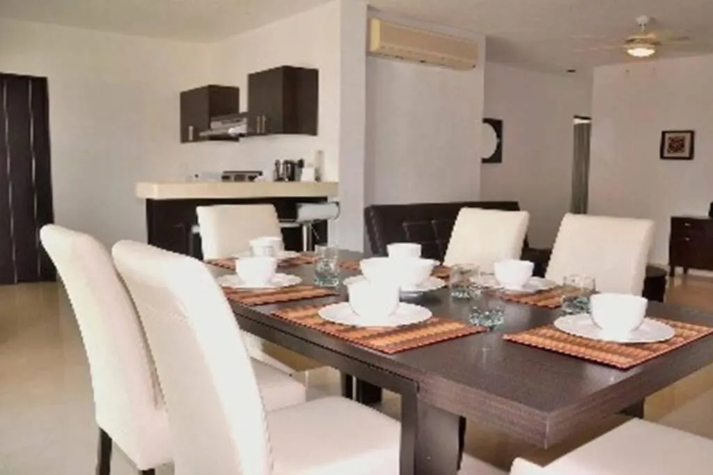 Poolside Tranquil Apartment In Playa Del Carmen Mexico
